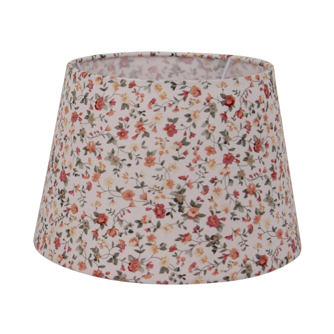 Verander je interieur met deze crèmekleurige lampenkap. Perfect voor een warme en sfeervolle ambiance in elke kamer.