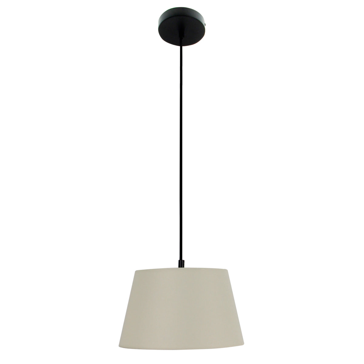 Een warme crèmekleurige lampenkap die sfeer en gezelligheid uitstraalt. Perfect voor een tijdloze inrichting.