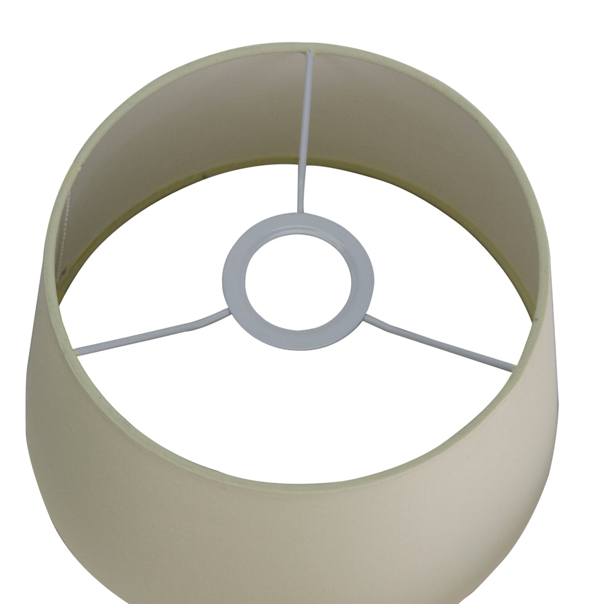 De crèmekleurige lampenkap met drumvorm geeft een tijdloze uitstraling. Perfect voor een sfeervolle ambiance in huis.