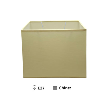 Detailopname van de crèmekleurige lampenkap Conica Rechteck. Perfect voor een warme en uitnodigende sfeer in huis.