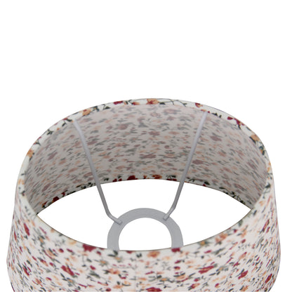 Elegante ovale lampenkap in crème voor een warme sfeer. Ideaal voor het creëren van een gezellige ambiance in huis.
