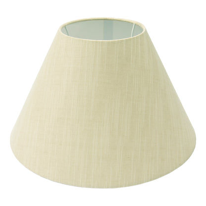 De crèmekleurige lampenkap Top brengt warmte in elke ruimte. Perfect voor een sfeervolle ambiance boven de eettafel.