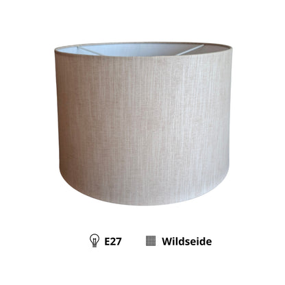 Deze crèmekleurige lampenkap in een tijdloos design voegt een warme sfeer toe aan elke ruimte. Perfect voor jouw interieur.