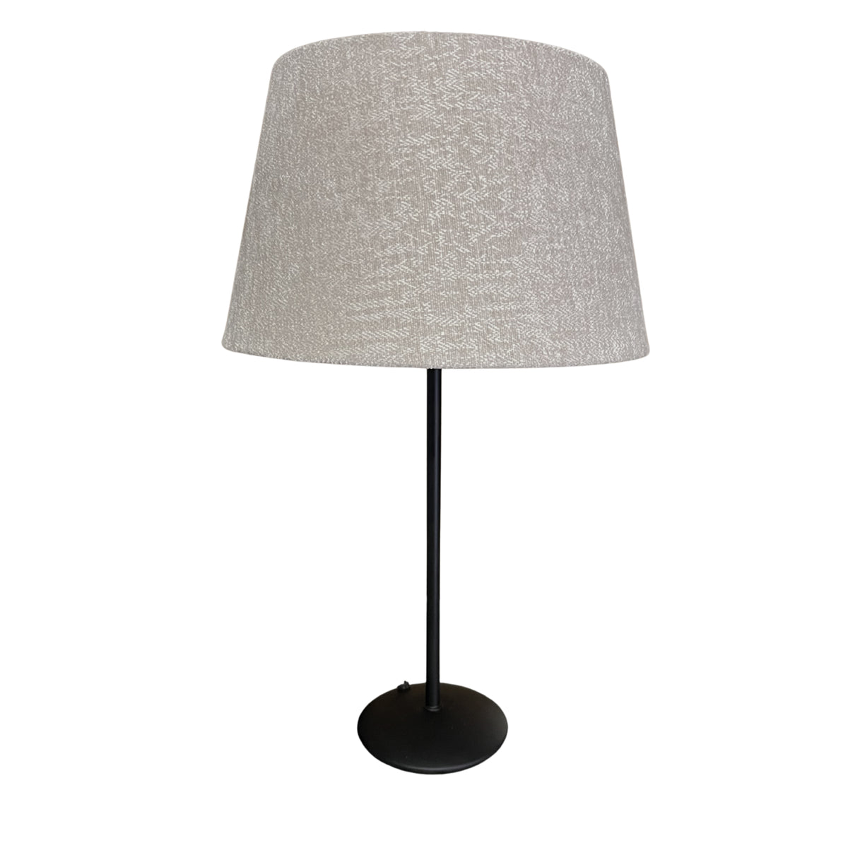 Deze crèmekleurige lampenkap voegt een warme gloed toe aan je interieur. Perfect voor een gezellige sfeer in elke kamer.