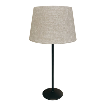 De crèmekleurige lampenkap brengt een warme, moderne sfeer in uw interieur. Perfect voor elke stijlvolle ruimte.