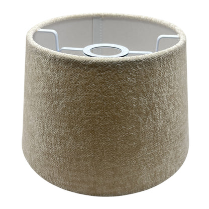 Deze crèmekleurige lampenkap heeft een tijdloos ontwerp. Perfect voor een warme, sfeervolle uitstraling in uw interieur.