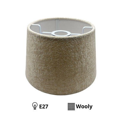 Detailfoto van de crèmekleurige lampenkap Drum. Deze kap brengt een warme, uitnodigende sfeer in jouw interieur.