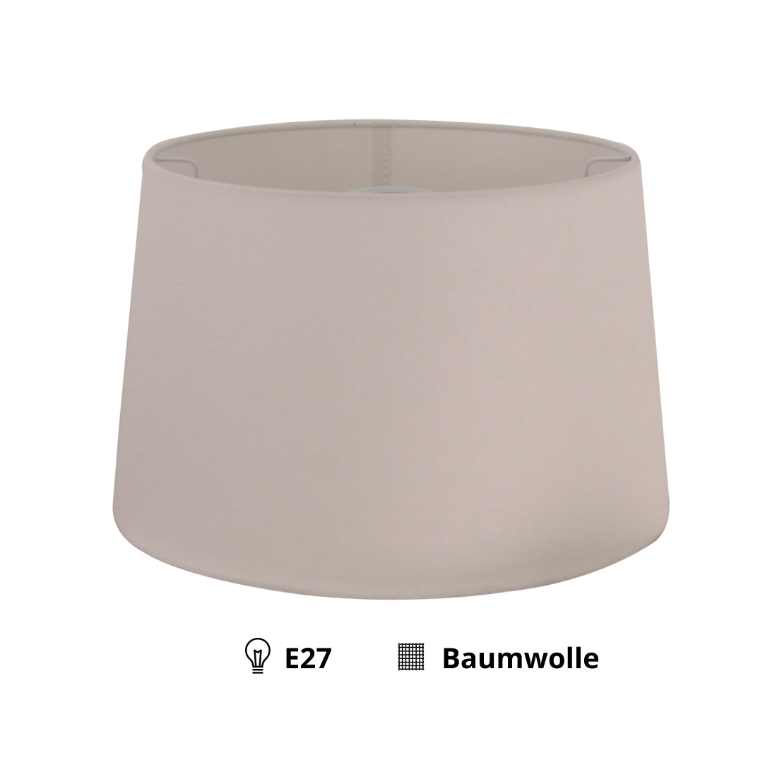 Detail van de gebroken witte lampenkap Drum, elegant en tijdloos. Perfect om een warme sfeer te creëren in elke ruimte.