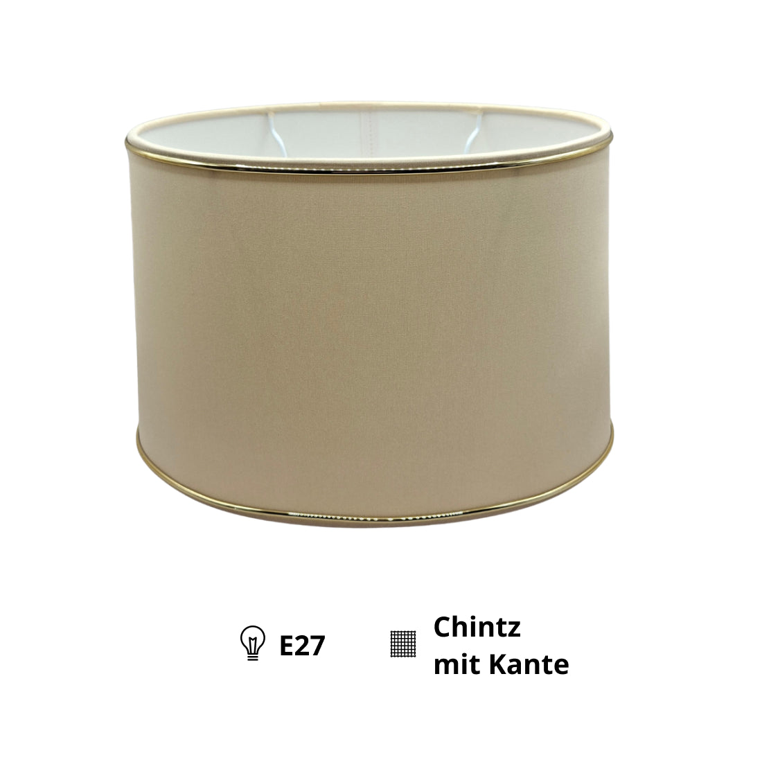 Beige lampenkap in ovale vorm met een gouden rand. Perfecte keuze voor een warme en elegante sfeer in uw interieur.