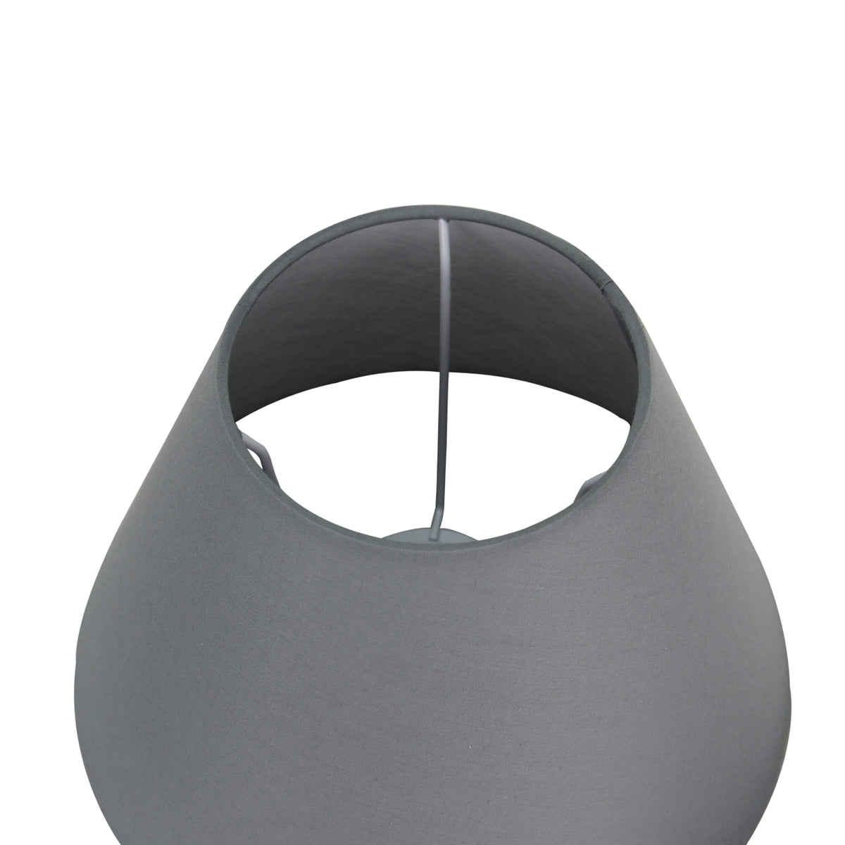 Detailfoto van de grijze lampenkap Top, een stijlvolle toevoeging voor elke lamp. Perfect voor een moderne, gezellige sfeer.
