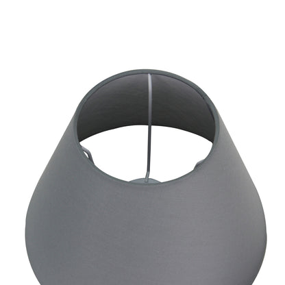 Detailfoto van de grijze lampenkap Top, een stijlvolle toevoeging voor elke lamp. Perfect voor een moderne, gezellige sfeer.