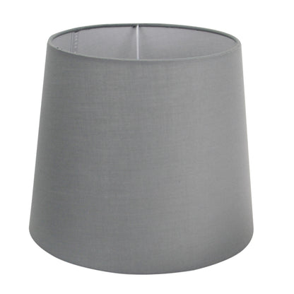 Deze grijze lampenkap in drumvorm voegt een modern accent toe aan je interieur. Ideaal voor een sfeervolle verlichting.