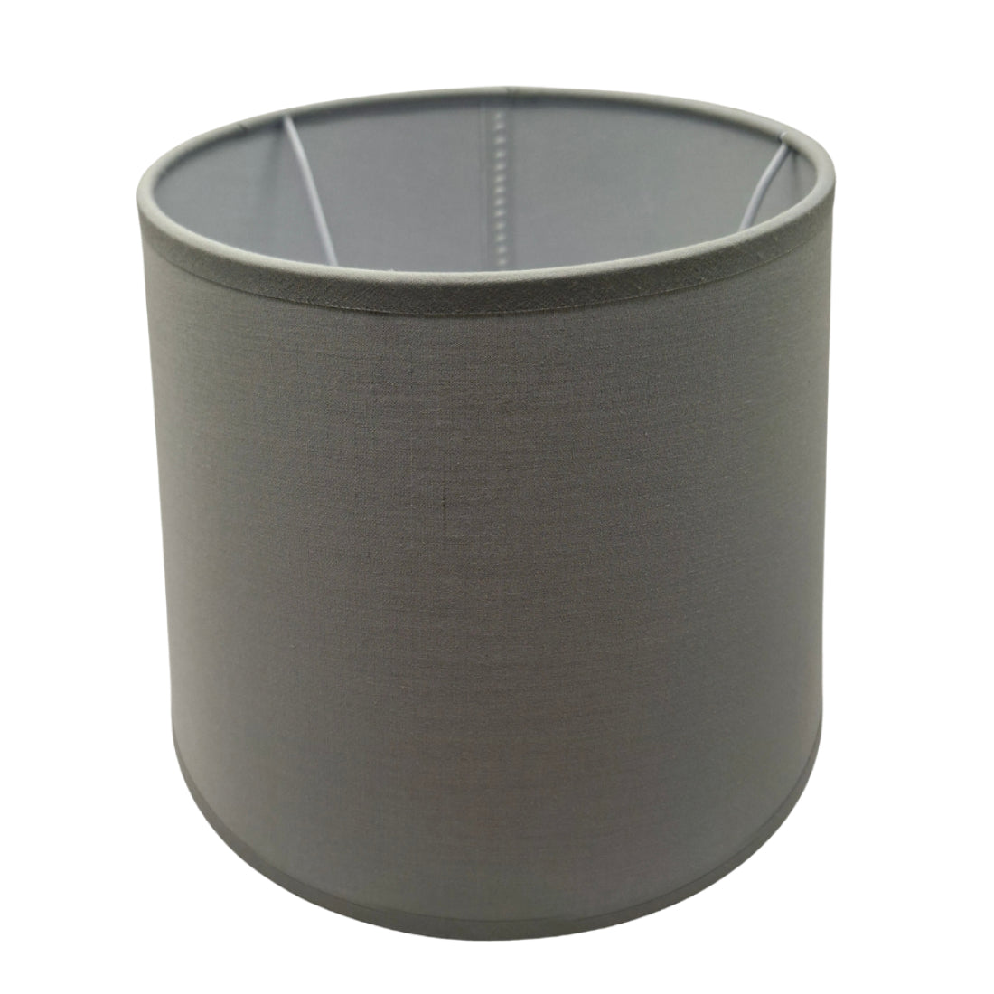De grijze lampenkap Drum is een stijlvolle aanvulling op je interieur. Perfect voor een warme, sfeervolle verlichting.