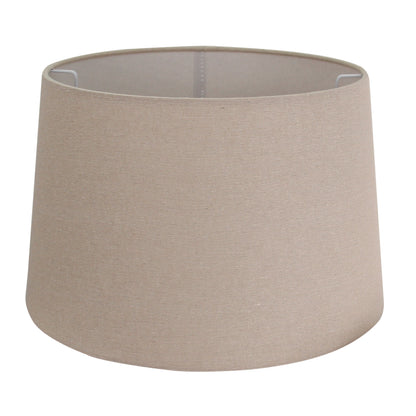 De grijze lampenkap Drum heeft een eigentijdse uitstraling. Perfect voor een sfeervolle en moderne inrichting.
