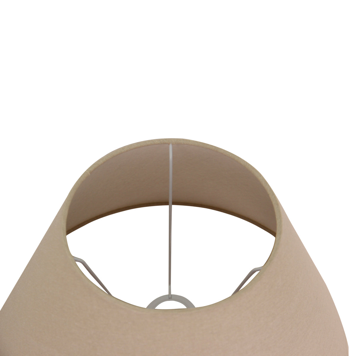 Deze grijze lampenkap straalt eenvoud uit en past perfect in moderne interieurs. Een stijlvolle aanvulling voor elke lamp.