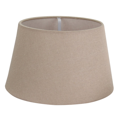 Deze grijze lampenkap in drumvorm voegt een tijdloze charme toe aan je interieur. Perfect voor sfeer en stijl.