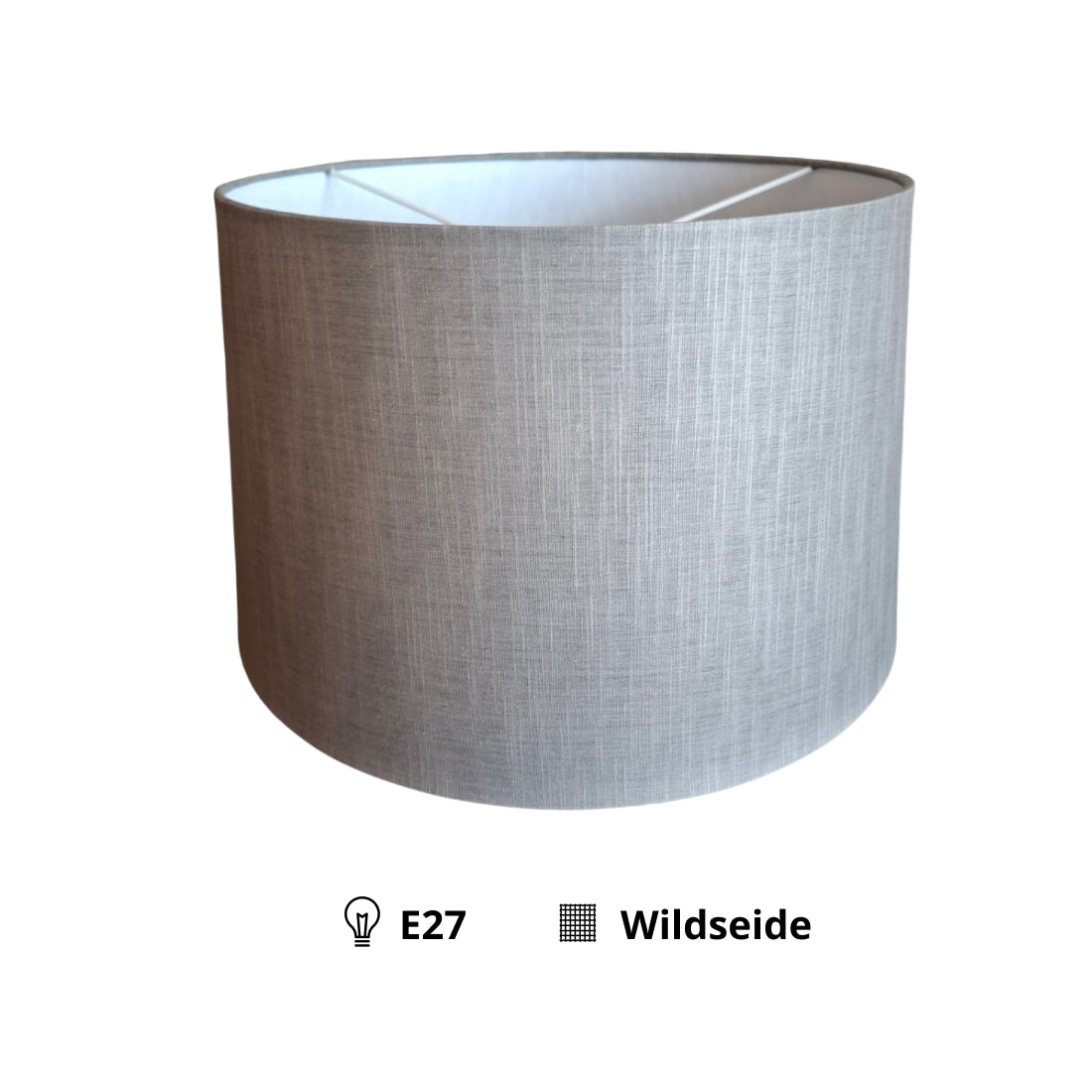 Deze grijze lampenkap in drumvorm voegt een moderne touch toe aan je interieur. Perfect voor sfeervolle verlichting.