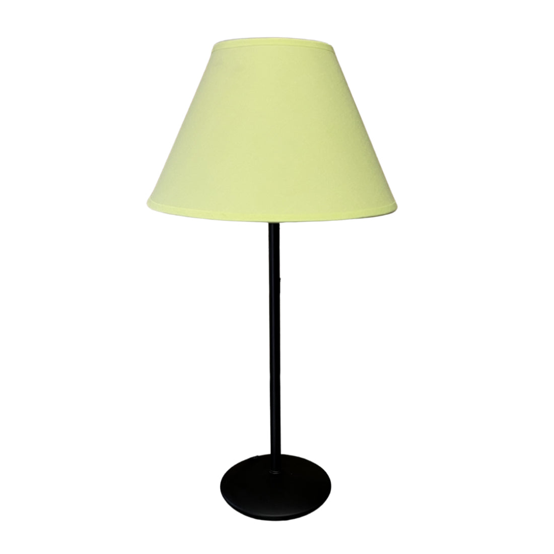 Vibrante limegroene lampenkap die levendigheid en frisheid toevoegt aan je interieur. Perfect voor een speelse sfeer.
