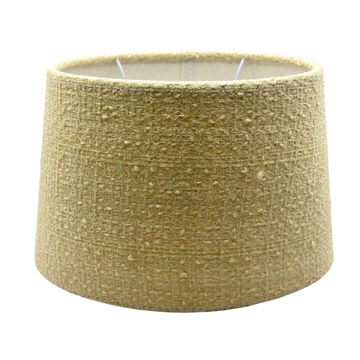 A chic khaki lampshade adds a warm touch to your décor. Perfect for creating a cozy ambiance in any room.