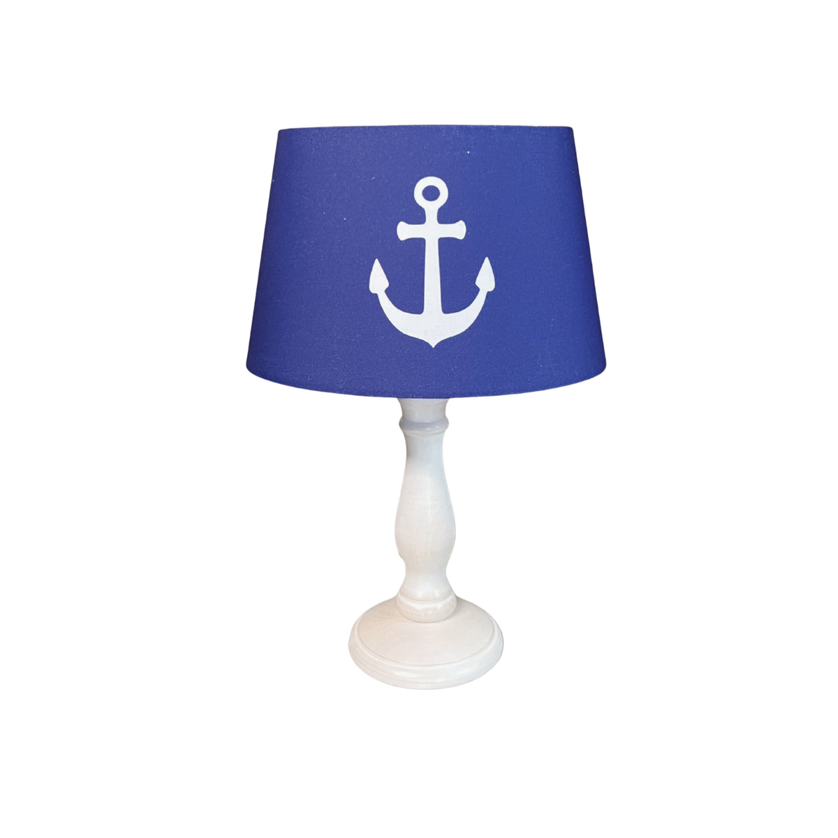 Deze lichtblauwe lampenkap voegt een frisse touch toe aan je interieur. Perfect voor een gezellige, sfeervolle ambiance.
