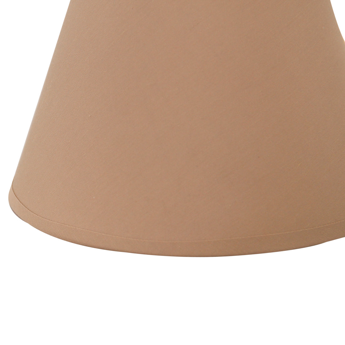 De lichtbruine lampenkap Top voegt warmte toe aan elke ruimte. Perfect voor sfeervolle verlichting in huis.