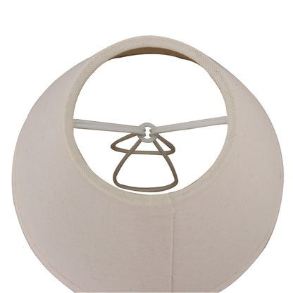 Natuurlijke lampenkap in een eigentijdse look. Perfect voor het creëren van een warme, gezellige sfeer in huis.