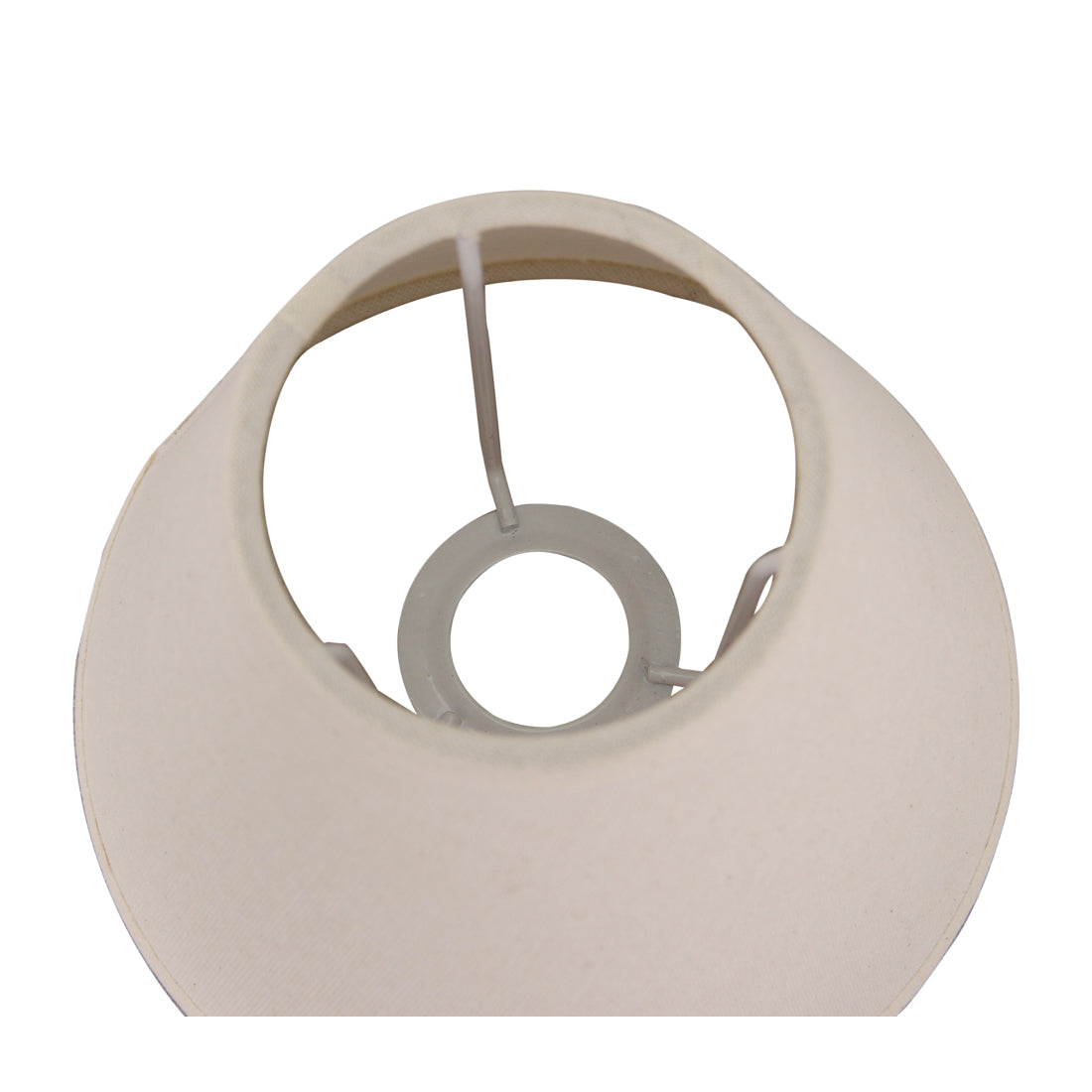 Een prachtige naturel lampenkap die warmte uitstraalt. Perfect voor een gezellige sfeer in elke kamer.