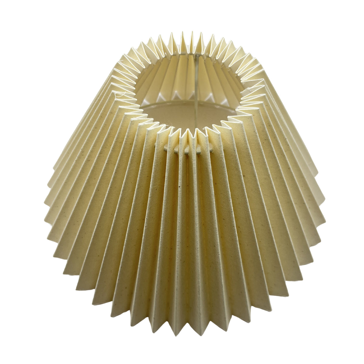Bovenaanzicht van een natuurlijke lampenkap met een tijdloze uitstraling. Perfect voor een warme en sfeervolle ambiance.