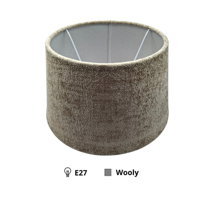 Deze taupe lampenkap in drummodel voegt sfeer toe aan elke ruimte. Een perfecte keuze voor een stijlvolle uitstraling.