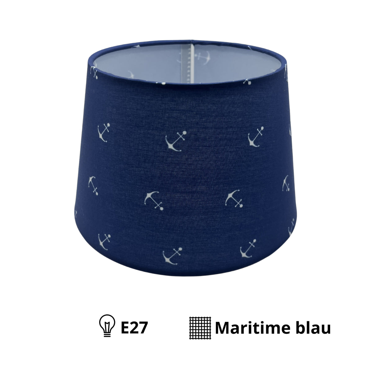 Detail van de lichtblauwe lampenkap Drum, perfect voor een frisse uitstraling. Voegt charme toe aan elke kamer.