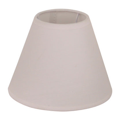 Moderne witte lampenkap van Ø16 cm met een strakke uitstraling. Perfect voor een frisse, eigentijdse sfeer in iedere ruimte.