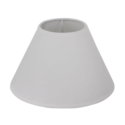 Deze moderne witte lampenkap brengt een frisse uitstraling in jouw interieur. Perfect voor elke stijlvolle ruimte.