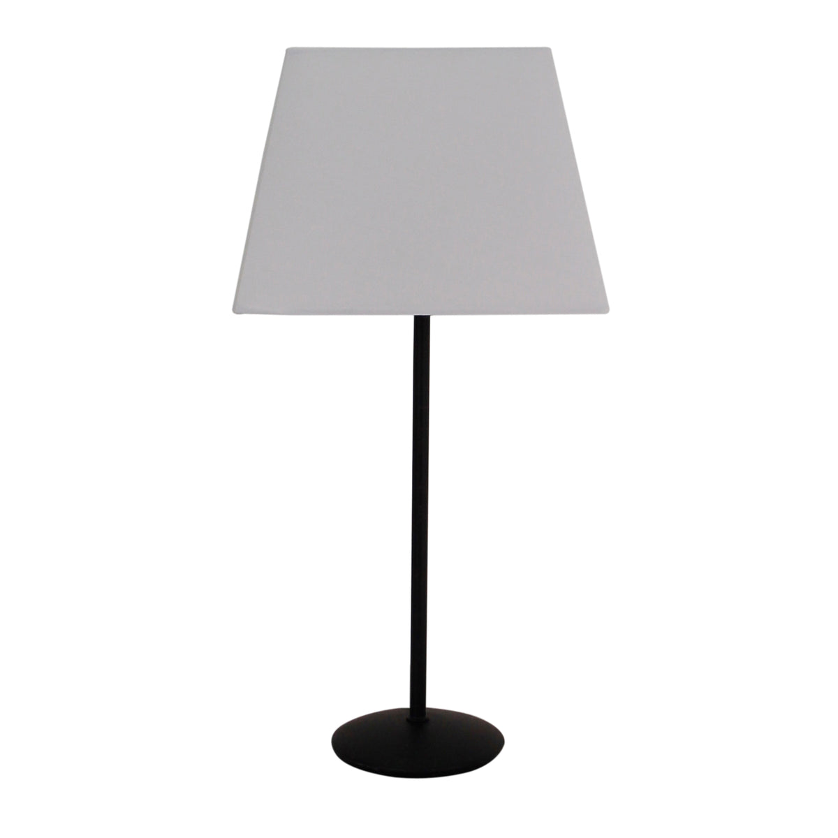 Een moderne witte lampenkap die perfect harmonieert met elke interieurstijl. Creëert een helder en uitnodigend licht.