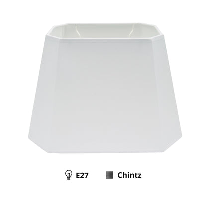 Deze witte lampenkap Conica heeft een unieke 8-zijdige vorm. Perfect voor een stijlvolle toevoeging aan jouw interieur.