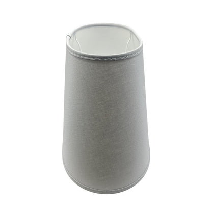 Deze moderne grijze lampenkap in ovale vorm voegt een verfijnde touch toe aan je interieur.