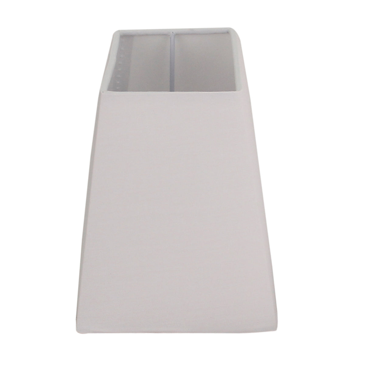 Moderne witte lampenkap Conica met een strakke vormgeving. Perfect voor een eigentijdse sfeer in elke ruimte.