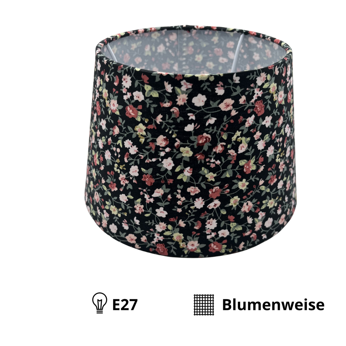 Deze zwarte lampenkap in drumvorm geeft een moderne touch aan je interieur.