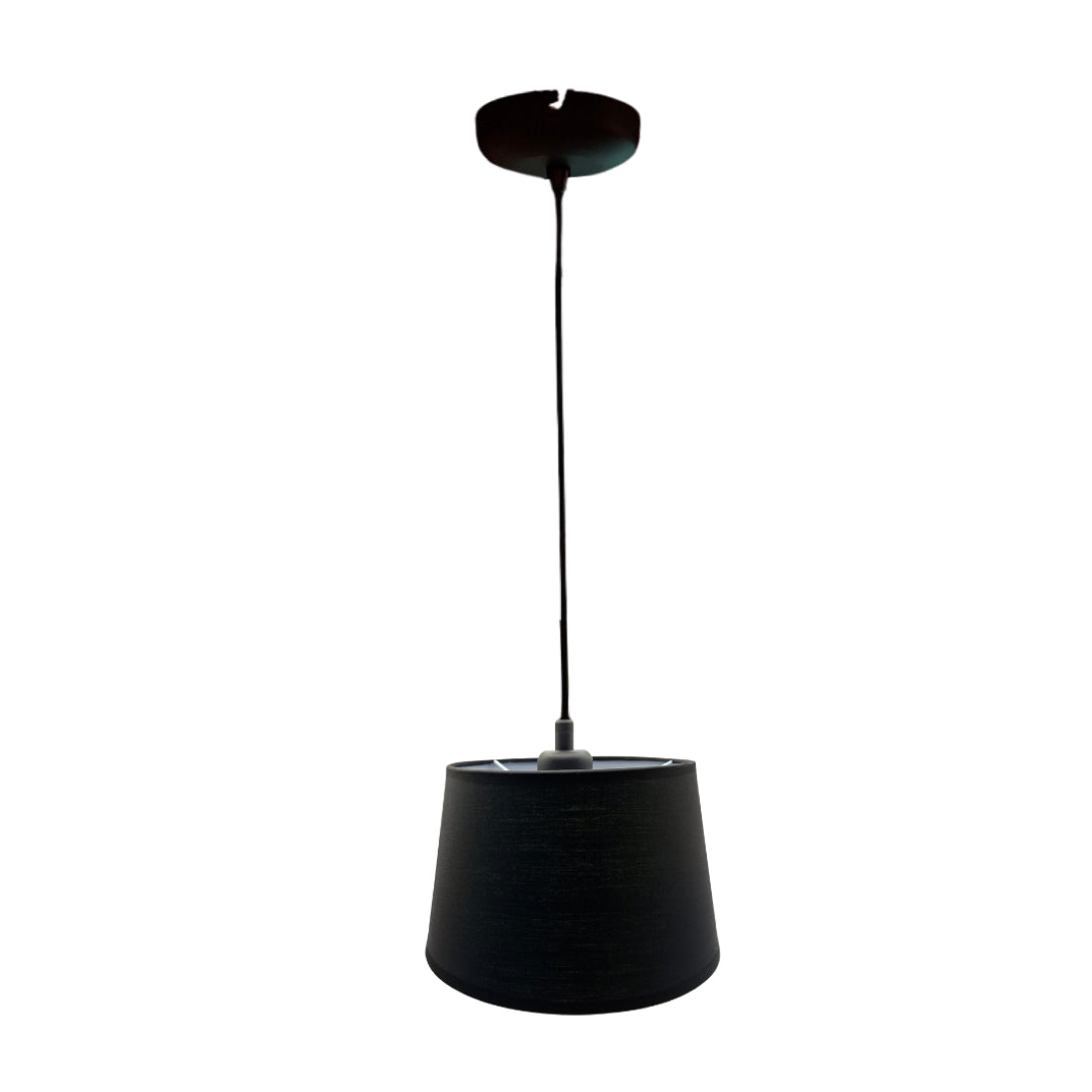 De zwarte lampenkap Drum brengt een moderne touch in je interieur. Perfect voor sfeervolle verlichting in elke ruimte.