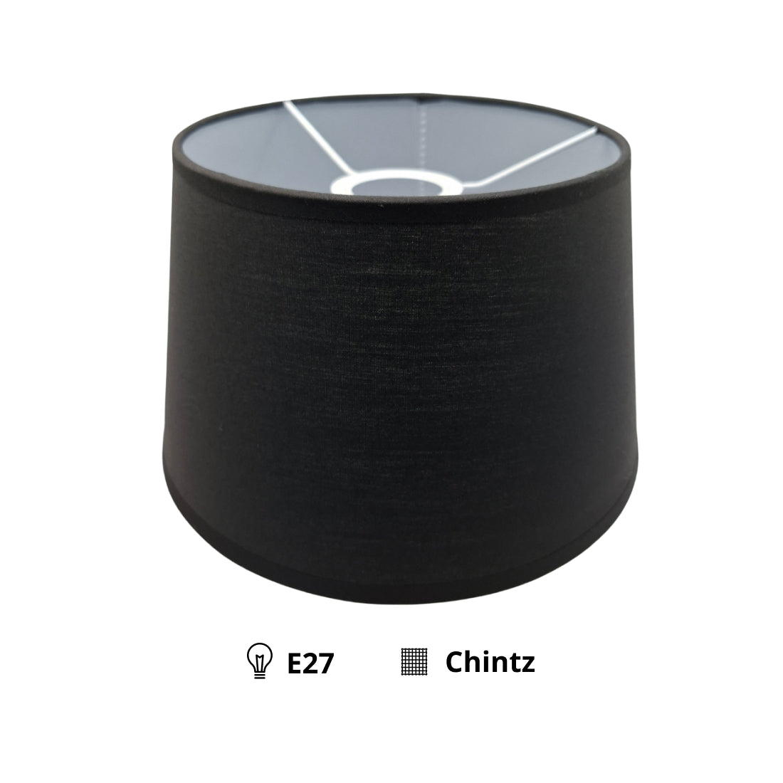 Deze zwarte lampenkap in drumvorm is een stijlvolle toevoeging aan je interieur. Perfect voor een sfeervolle ambiance.