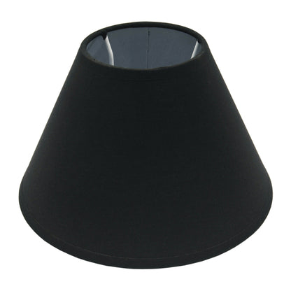 Deze zwarte lampenkap geeft elke lamp een moderne uitstraling. Perfect voor het creëren van een sfeervolle ambiance.