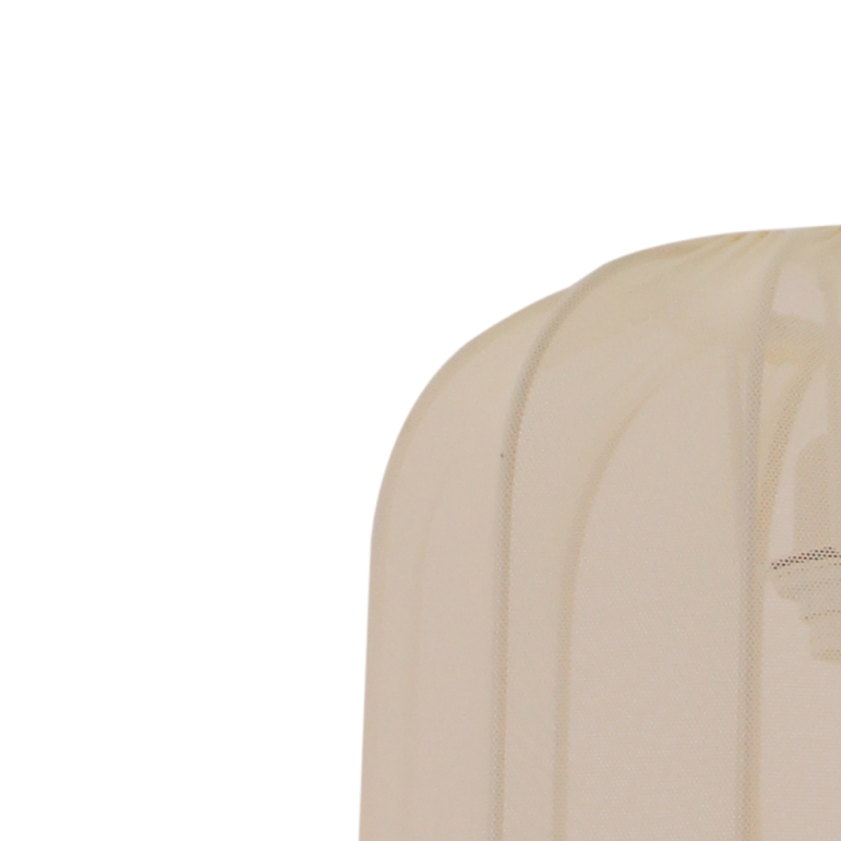 Deze gedetailleerde close-up van de Lecce hanglamp toont zijn verfijnde crèmekleur. Perfect voor een serene Japandi sfeer.