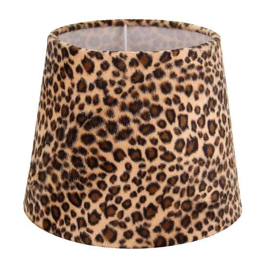 Moderne lichtbruine lampenkap Dach met zwarte accenten. Een perfecte aanvulling voor een sfeervol en eigentijds interieur.