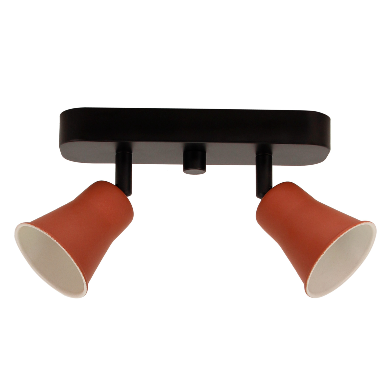 Detail van de zwarte plafondlamp Lisa met een strak ontwerp. Deze lamp is een perfecte aanvulling voor moderne interieurs.