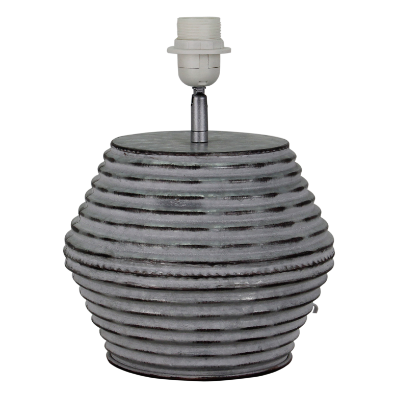 Intricate silver and dark grey hues define the Modena table lamp. A modern accent that elevates any contemporary decor.