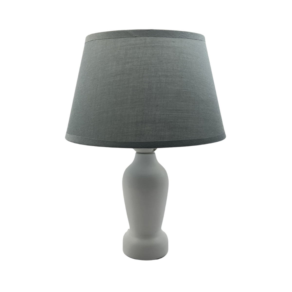 Deze witte lampenvoet in Buche Antik Weiß voegt een verfijnde touch toe aan je interieur.