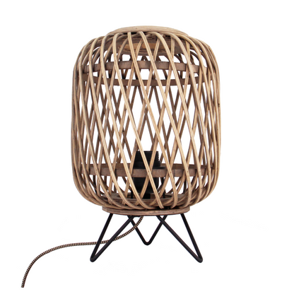 Beige tafellamp uit de Nature Diagonaal serie brengt warmte en natuurlijkheid in je interieur.
