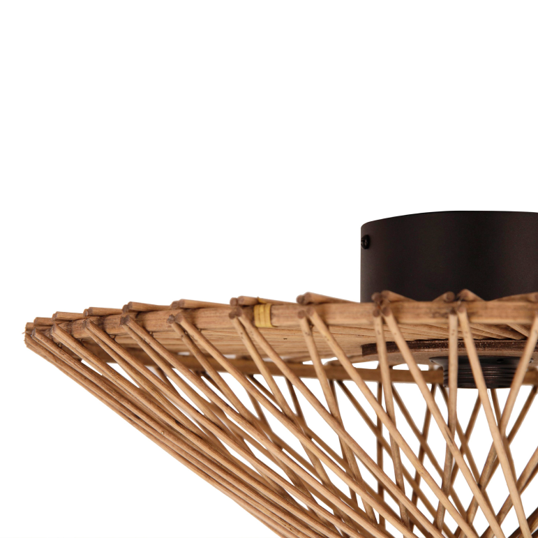 Natuurlijke schoonheid komt samen in deze bruin houten plafondlamp. Een unieke blikvanger voor moderne interieurs.