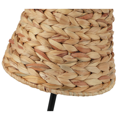 Deze bruine tafellamp uit de Nature Treccia serie voegt een landelijke charme toe aan elke omgeving.