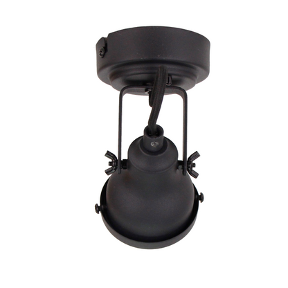 Bijzondere detailfoto van de zwarte Nero plafondlamp.