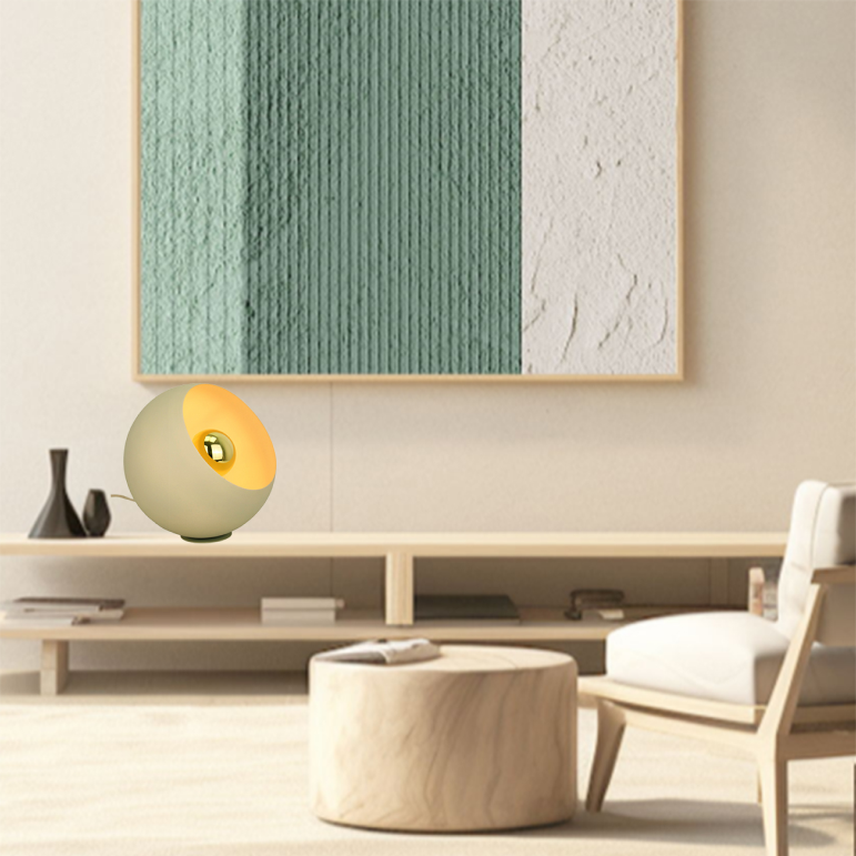 Een frisse groene tafellamp die moderniteit en stijl uitstraalt. Perfect voor een sfeervolle toevoeging aan elk interieur.